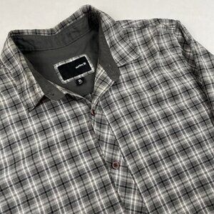 Hurley Button Up Shirt Men’s XL Long Sleeve Cotton Blend Lightweight Casual